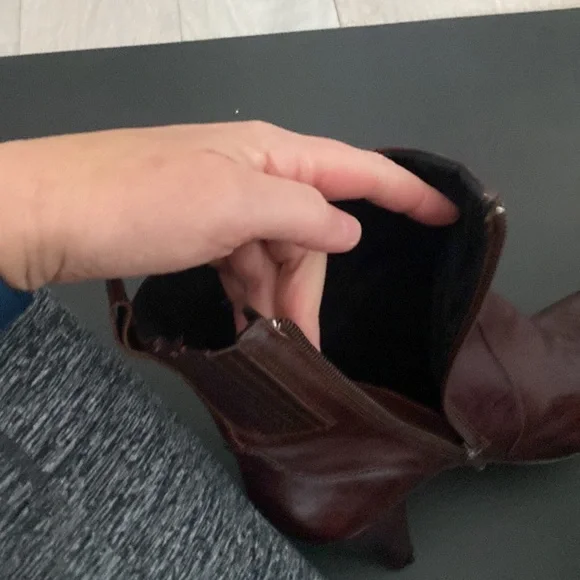 Indigo by Clarks Brown Leather Ankle Boots size 7 - Picture 6 of 8